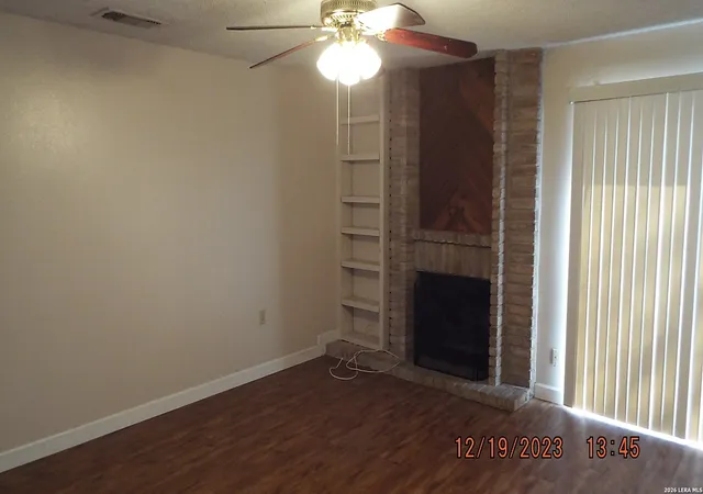 Photo 3 of Single family home for sale at 5922 Brambletree St, San Antonio, TX 78247 | MLS# 1937911 | Listing updated on 2026-02-10