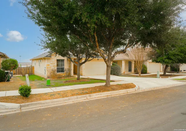 Photo 2 of Sale Pending at 414 Brazoria Trl, San Marcos, TX 78666 | MLS# 1938028 | Listing updated on 2026-03-11