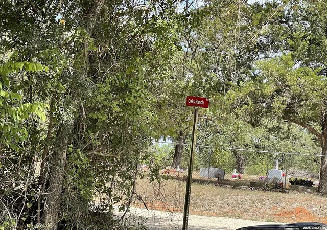2nd image of Tbd Hidden Pine, Luling, TX 78648 | MLS# 1938137