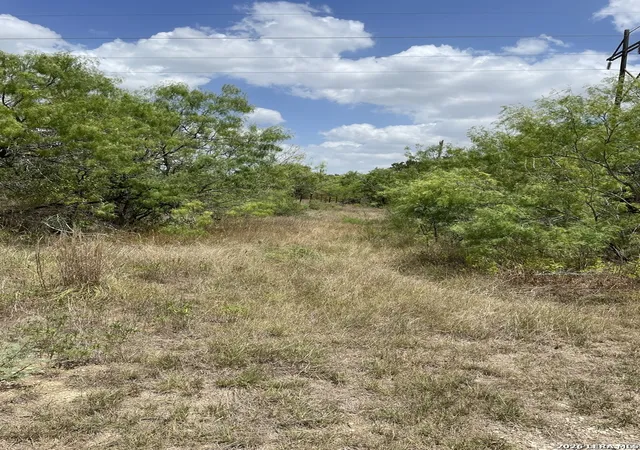 4th image of Tbd Hidden Pine, Luling, TX 78648 | MLS# 1938137