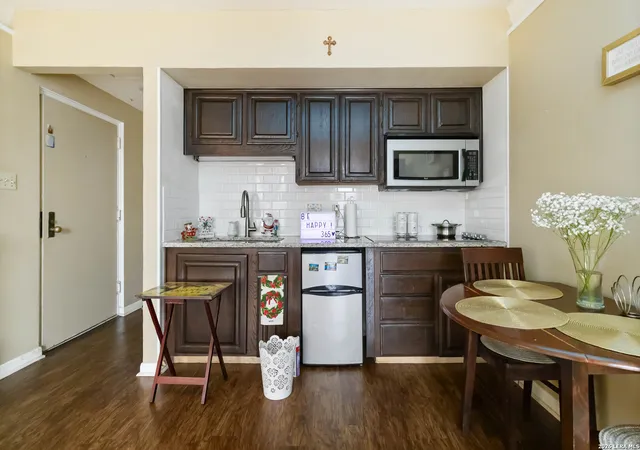 Photo 4 of Condo for sale at 7701 Wurzbach #308, San Antonio, TX 78229 | MLS# 1938147 | Listing updated on 2026-05-23