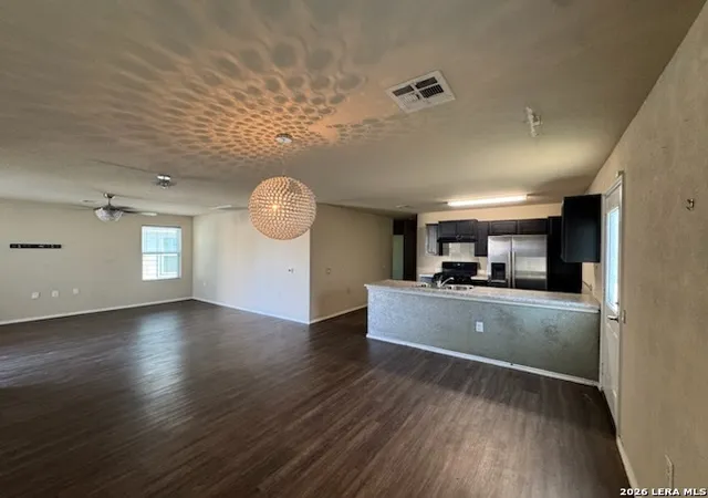 Photo 4 of Single family home for sale at 7023 Cozy Run, San Antonio, TX 78218 | MLS# 1938176 | Listing updated on 2026-04-03