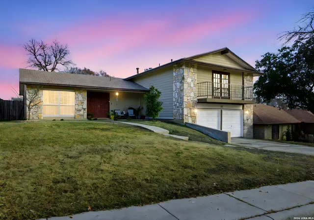 2nd image of 1206 Hayloft Ln, San Antonio, TX 78245 | MLS# 1938208