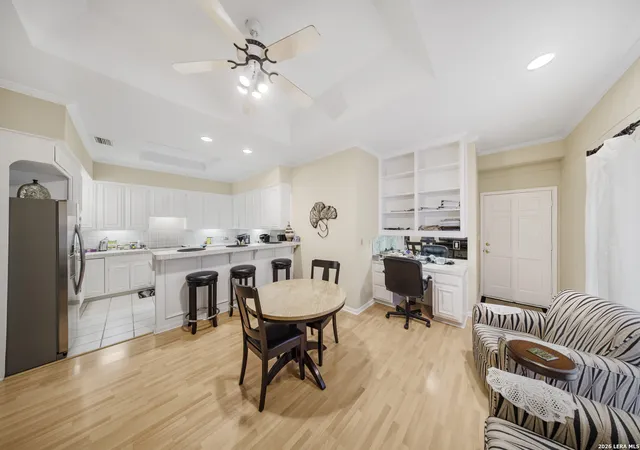 Listing Photo 1 - Condo for sale in building located at 8000 Donore, San Antonio, TX 78229 - Unit #10