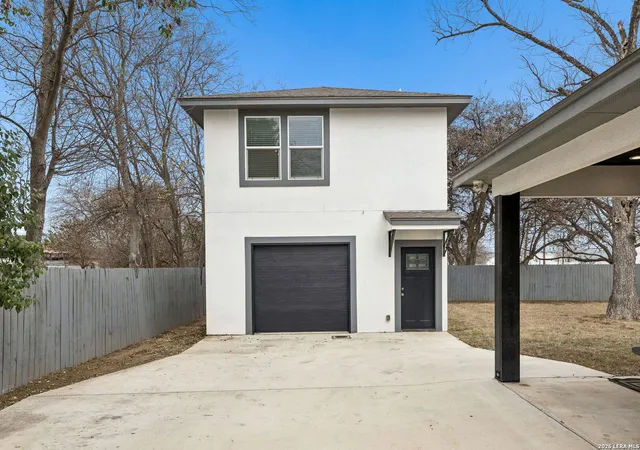 5th image of 303 Pendleton Ave, San Antonio, TX 78204 | MLS# 1938269