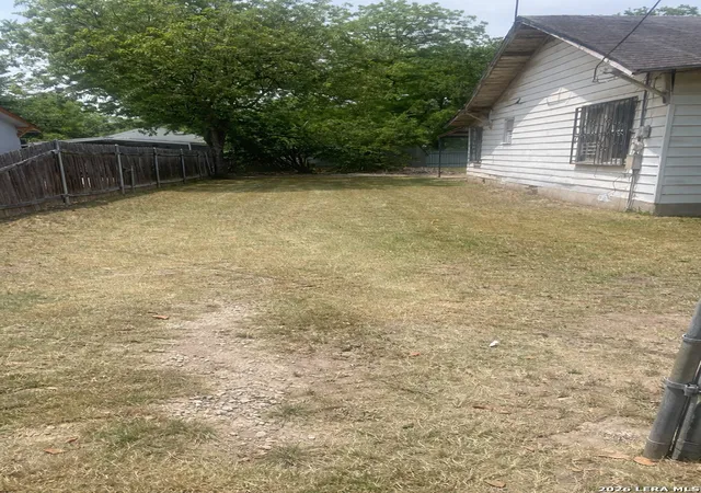 3rd image of 920 Saldana St, San Antonio, TX 78225 | MLS# 1938271