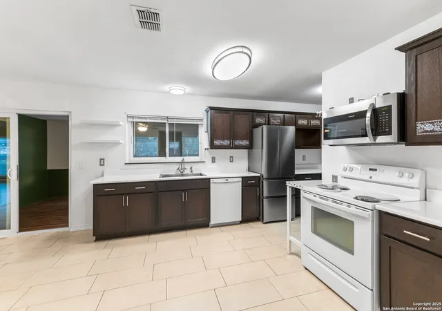 Photo 3 of Single family home for sale at 6611 Cades, San Antonio, TX 78238 | MLS# 1938296 | Listing updated on 2026-02-23