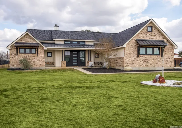 Photo 2 of Sale Pending at 121 Western Way, San Antonio, TX 78228 | MLS# 1938344 | Listing updated on 2026-02-27