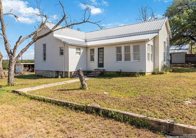 5th image of 30951 Blanco, Bulverde, TX 78163 | MLS# 1938357