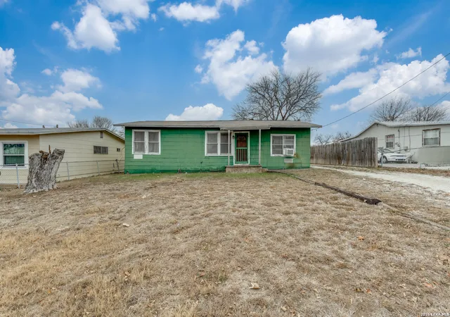 1st image of 111 Kirby Heights, San Antonio, TX 78219 | MLS# 1938385