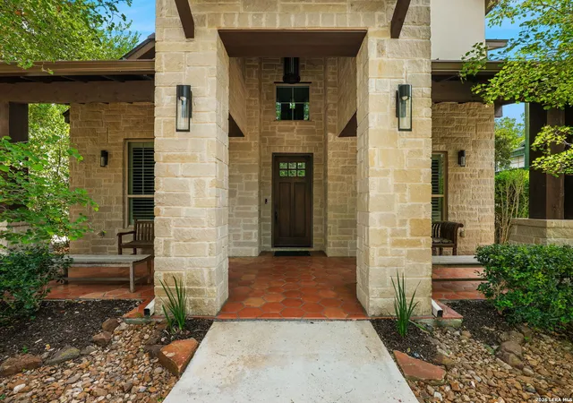 Photo 2 of Sale Pending at 612 Ogden, San Antonio, TX 78209 | MLS# 1938398 | Listing updated on 2026-05-01