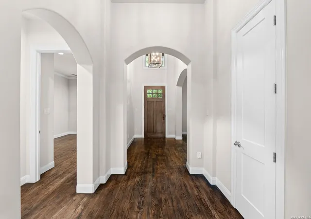 Photo 3 of Sale Pending at 612 Ogden, San Antonio, TX 78209 | MLS# 1938398 | Listing updated on 2026-05-01