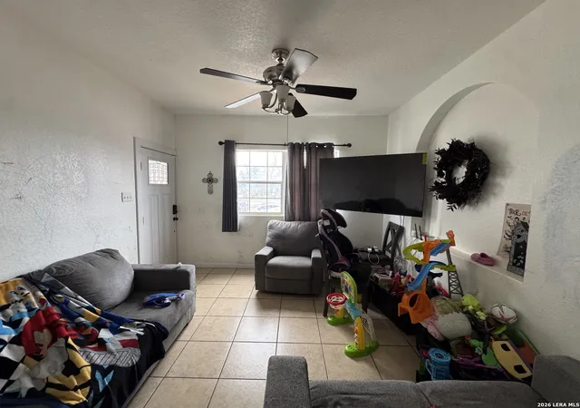 Photo 2 of Single family home for sale at 1539 W Craig, San Antonio, TX 78201 | MLS# 1938443 | Listing updated on 2026-07-12