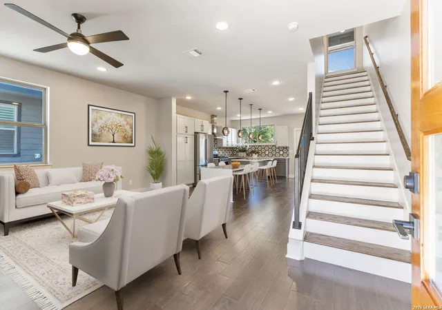 5th image of 130 Rose Ln #102, San Antonio, TX 78212 | MLS# 1938509