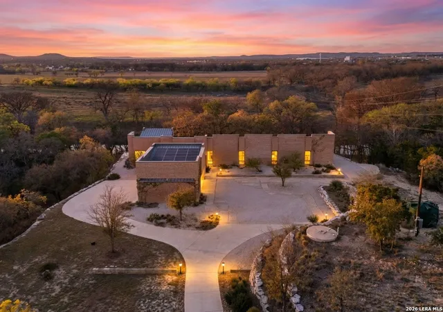 Homes for sale in Comfort, TX | 115 Seale Hill, Comfort, TX 78013 | MLS# 1938713