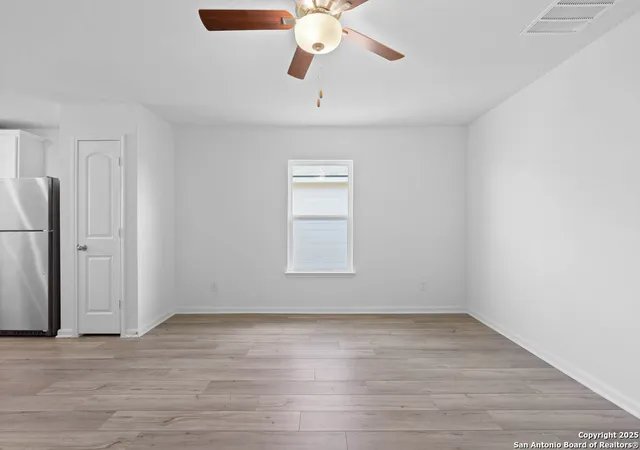 5th image of 2910 Forsyth Canyon, Converse, TX 78109 | MLS# 1938731