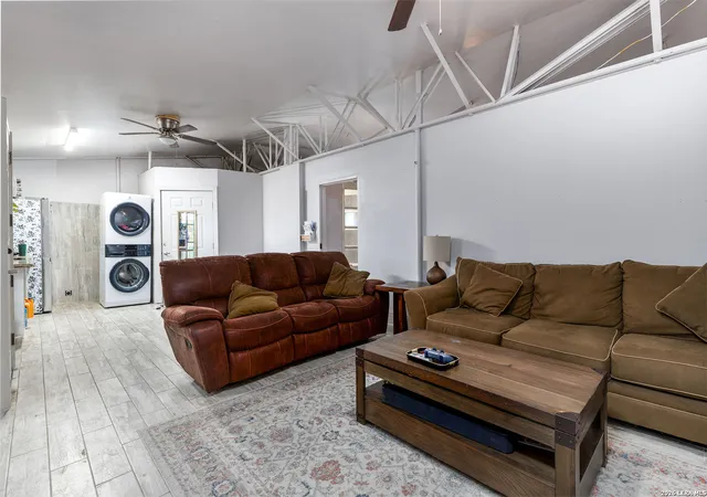 Photo 4 of Single family home for sale at 11334 S Us Hwy 181 3, San Antonio, TX 78223 | MLS# 1938757 | Listing updated on 2026-09-11