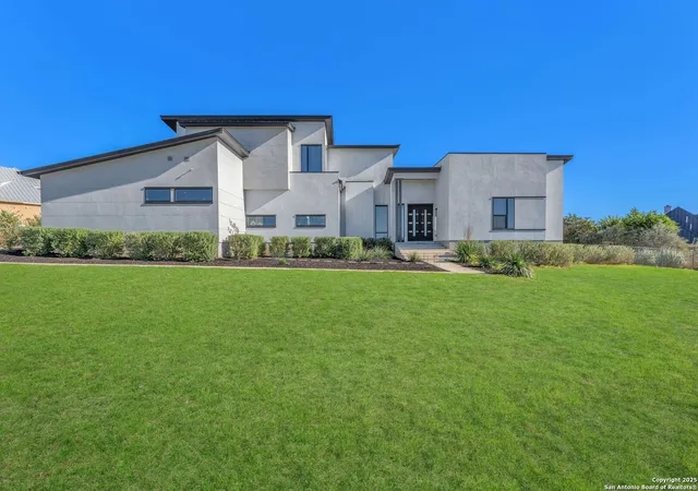Photo 1 of Single family home for sale at 1347 Bordeaux, New Braunfels, TX 78132 | MLS# 1938771 | Listing updated on 2026-04-09
