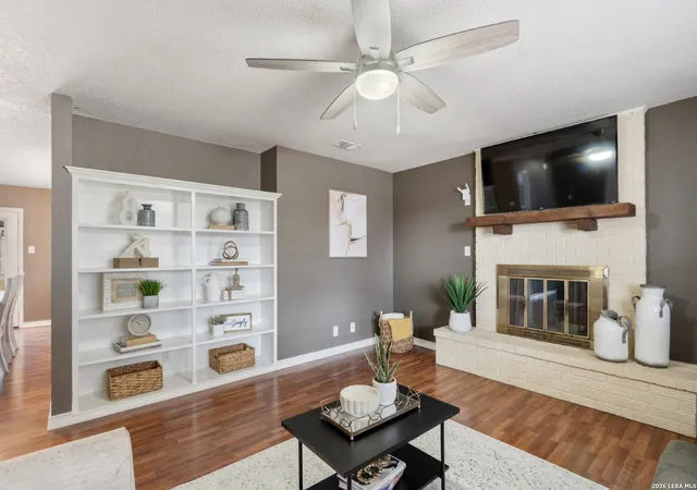 Photo 3 of Single family home for sale at 201 Peacepipe, Del Rio, TX 78840 | MLS# 1938798 | Listing updated on 2026-02-07
