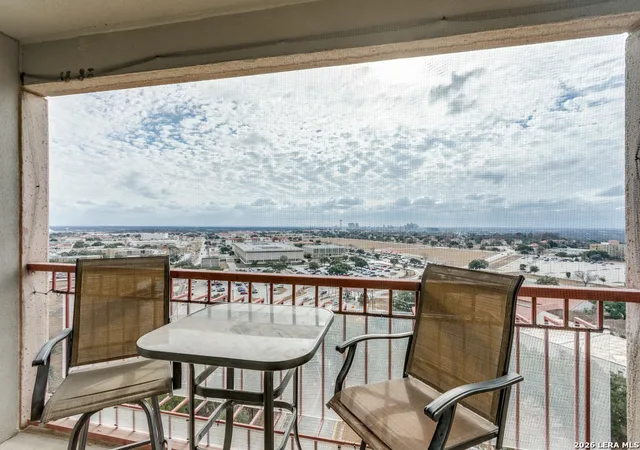 Homes for sale in San Antonio, TX | 1 Towers Park Ln, San Antonio, TX 78209 | Houzeo