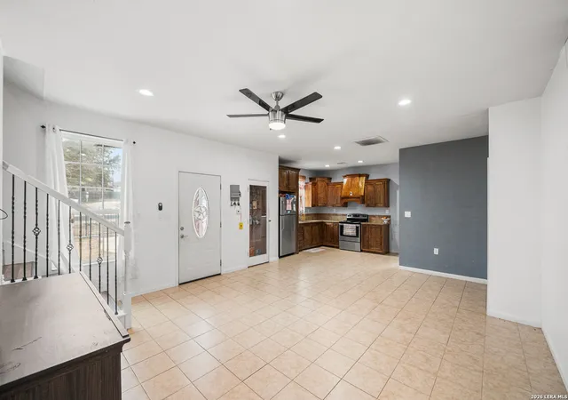 3rd image of 22914 Skila Dr, Elmendorf, TX 78112 | MLS# 1938820