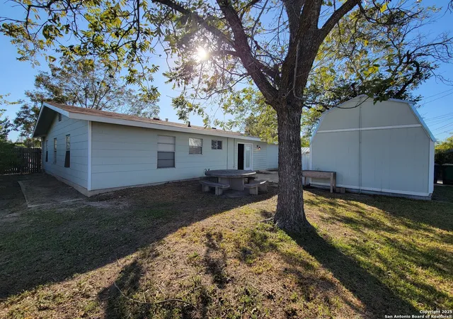 Homes for sale in San Antonio, TX | 1707 Farwell, San Antonio, TX 78213 | MLS# 1938850
