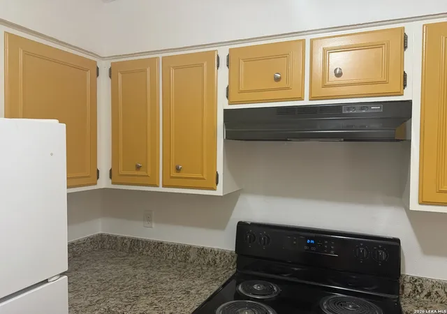 Photo 4 of Condo for sale at 5435 Callaghan #0, San Antonio, TX 78228 | MLS# 1938867 | Listing updated on 2026-06-26