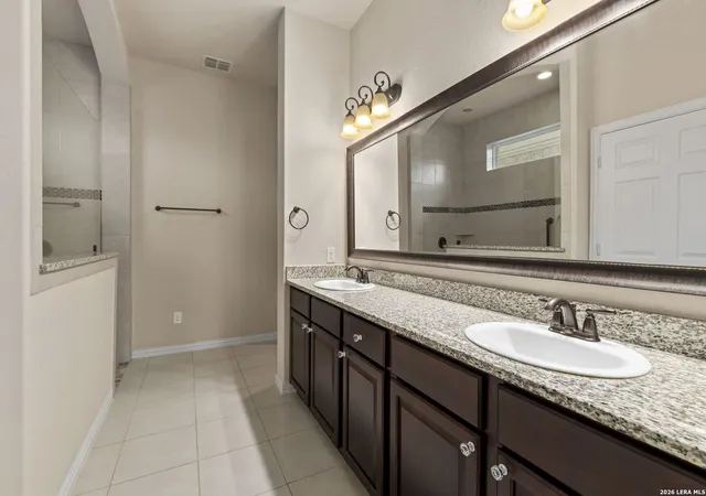 Photo 4 of Single family home for sale at 2106 Silent Fox, San Antonio, TX 78260 | MLS# 1938893 | Listing updated on 2026-08-26