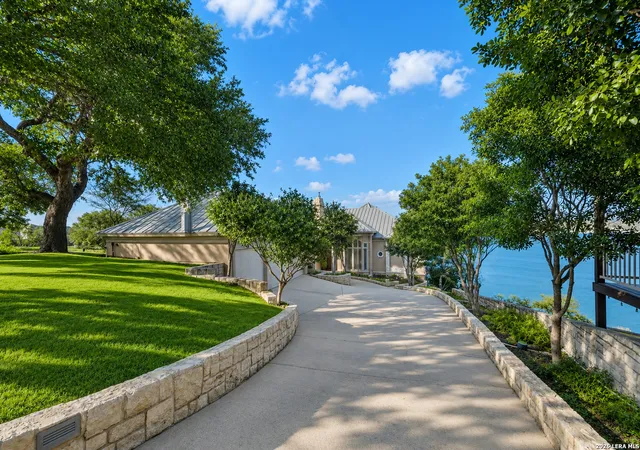 Photo 1 of Sale Pending at 985 Janet, Canyon Lake, TX 78133 | MLS# 1938943 | Listing updated on 2026-09-18