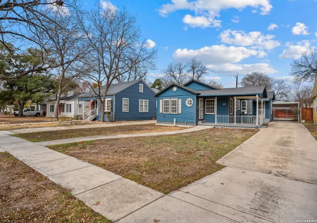 3rd image of 2227 W Magnolia Ave, San Antonio, TX 78201 | MLS# 1938951