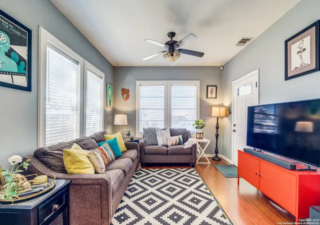 Photo 4 of Single family home for sale at 1212 Nolan, San Antonio, TX 78202 | MLS# 1938984 | Listing updated on 2026-03-29