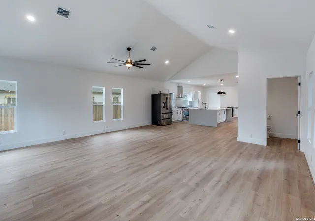 5th image of 323 E Lambert, San Antonio, TX 78204 | MLS# 1939041