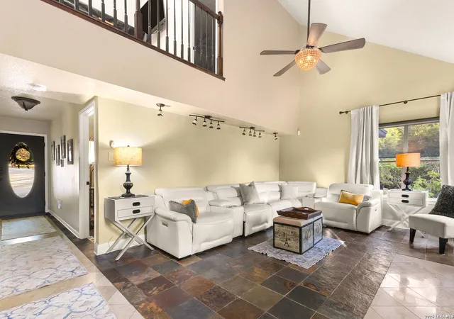 4th image of 1501 Buffalo Springs, New Braunfels, TX 78132 | MLS# 1939079