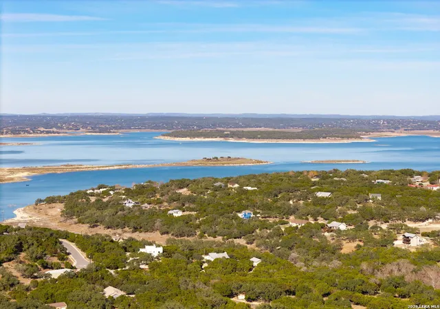 Photo 3 of Sale Pending at 2040 Is View, Canyon Lake, TX 78133 | MLS# 1939099 | Listing updated on 2026-04-06