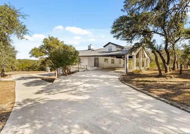 Photo 1 of Sale Pending at 2040 Is View, Canyon Lake, TX 78133 | MLS# 1939099 | Listing updated on 2026-04-06
