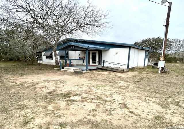 4th image of 6332 Wildcat, Beeville, TX 78102 | MLS# 1939114