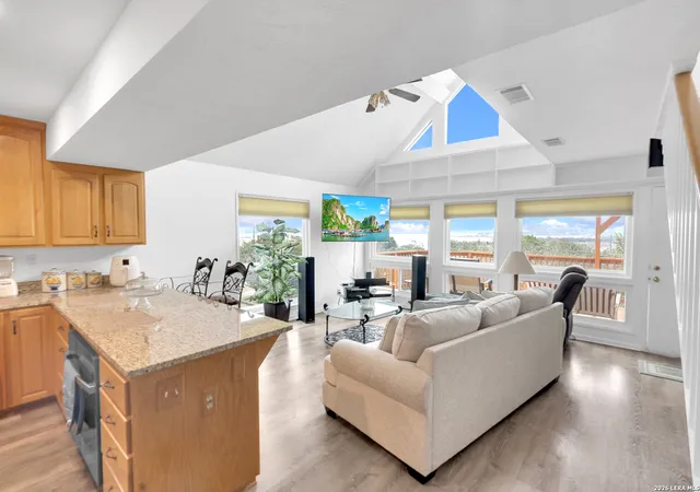 Photo 2 of Single family home for sale at 450 Stagecoach, Canyon Lake, TX 78133 | MLS# 1939115 | Listing updated on 2026-03-31
