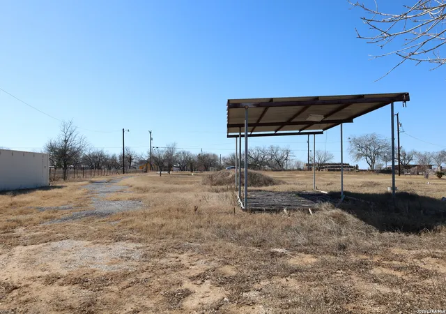 Photo 3 of Sale Pending at 14526 Wisdom Rd, Atascosa, TX 78002 | MLS# 1939142 | Listing updated on 2026-03-15