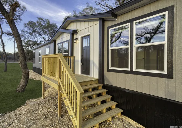 2nd image of 101 Mahaffey Way, San Antonio, TX 78264 | MLS# 1939169