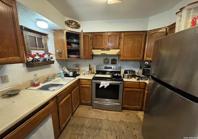 Photo 4 of Single family home for sale at 2815 Hollyhill Dr, San Antonio, TX 78222 | MLS# 1939231 | Listing updated on 2026-02-16