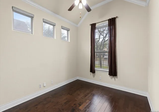 4th image of 1235 Hidden Cave, New Braunfels, TX 78132 | MLS# 1939235