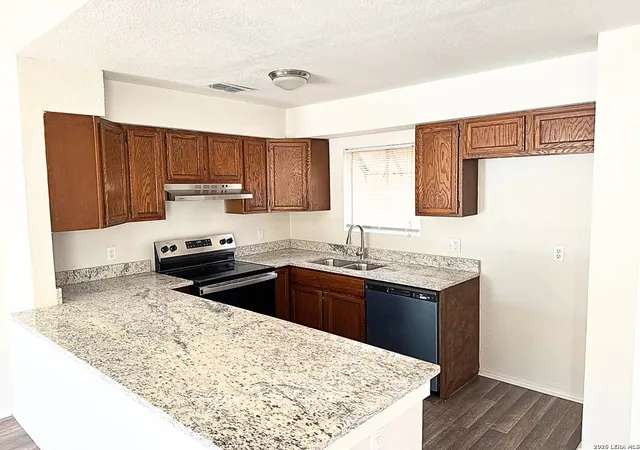Photo 2 of Single family home for sale at 3329 Country, Cibolo, TX 78108 | MLS# 1939363 | Listing updated on 2026-02-10