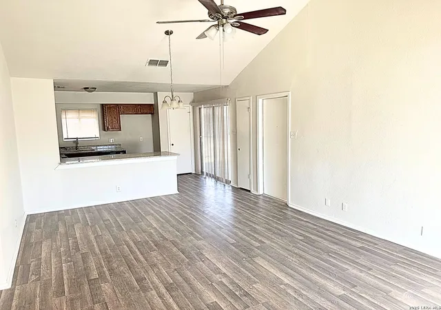 Photo 3 of Single family home for sale at 3329 Country, Cibolo, TX 78108 | MLS# 1939363 | Listing updated on 2026-02-10