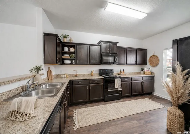 Homes for sale in San Antonio, TX | 6002 Southern Vista, San Antonio, TX 78222 | MLS# 1939381