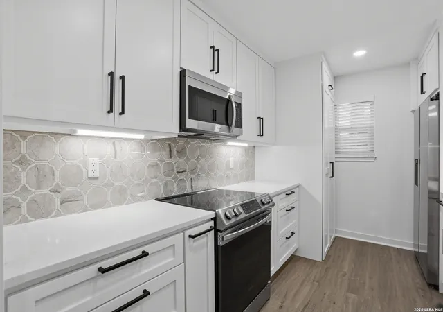 Photo 3 of Sale Pending at 2718 Old Fld Dr #803, San Antonio, TX 78247 | MLS# 1939401 | Listing updated on 2026-03-02