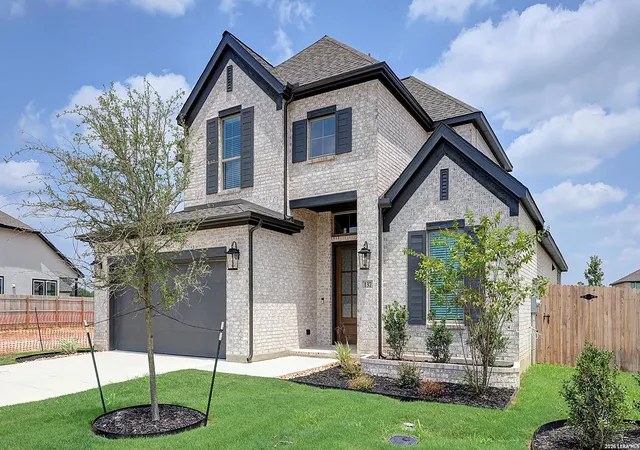 Photo 3 of Single family home for sale at 137 Cherrybark Oak, Castroville, TX 78009 | MLS# 1939415 | Listing updated on 2026-09-16