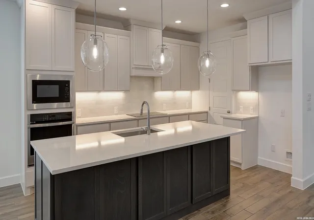 Photo 4 of Single family home for sale at 137 Cherrybark Oak, Castroville, TX 78009 | MLS# 1939415 | Listing updated on 2026-09-16