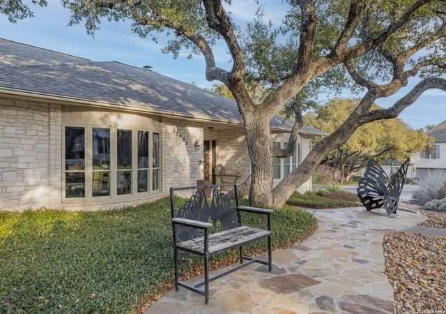 Photo 3 of Sale Pending at 12902 Hunters Arrow, San Antonio, TX 78230 | MLS# 1939438 | Listing updated on 2026-03-15