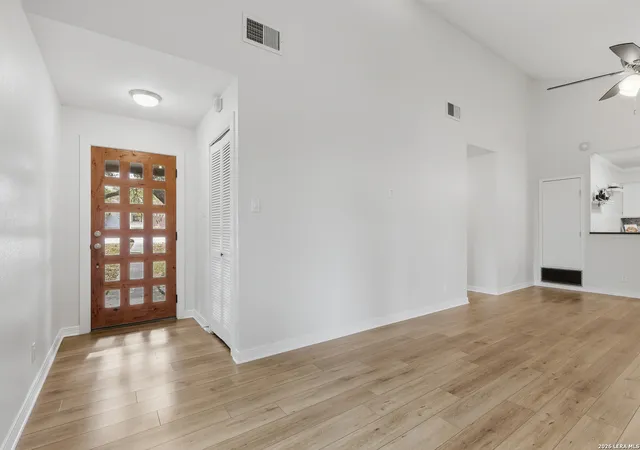 3rd image of 13610 Cobble Way Cir, San Antonio, TX 78231 | MLS# 1939439