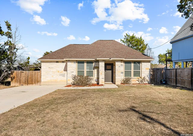 Photo 1 of Sale Pending at 1580 Blueridge, Canyon Lake, TX 78133 | MLS# 1939448 | Listing updated on 2026-02-18